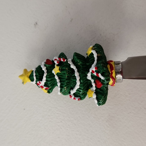 Boston Warehouse Holiday Spreaders - Picture 3 of 7